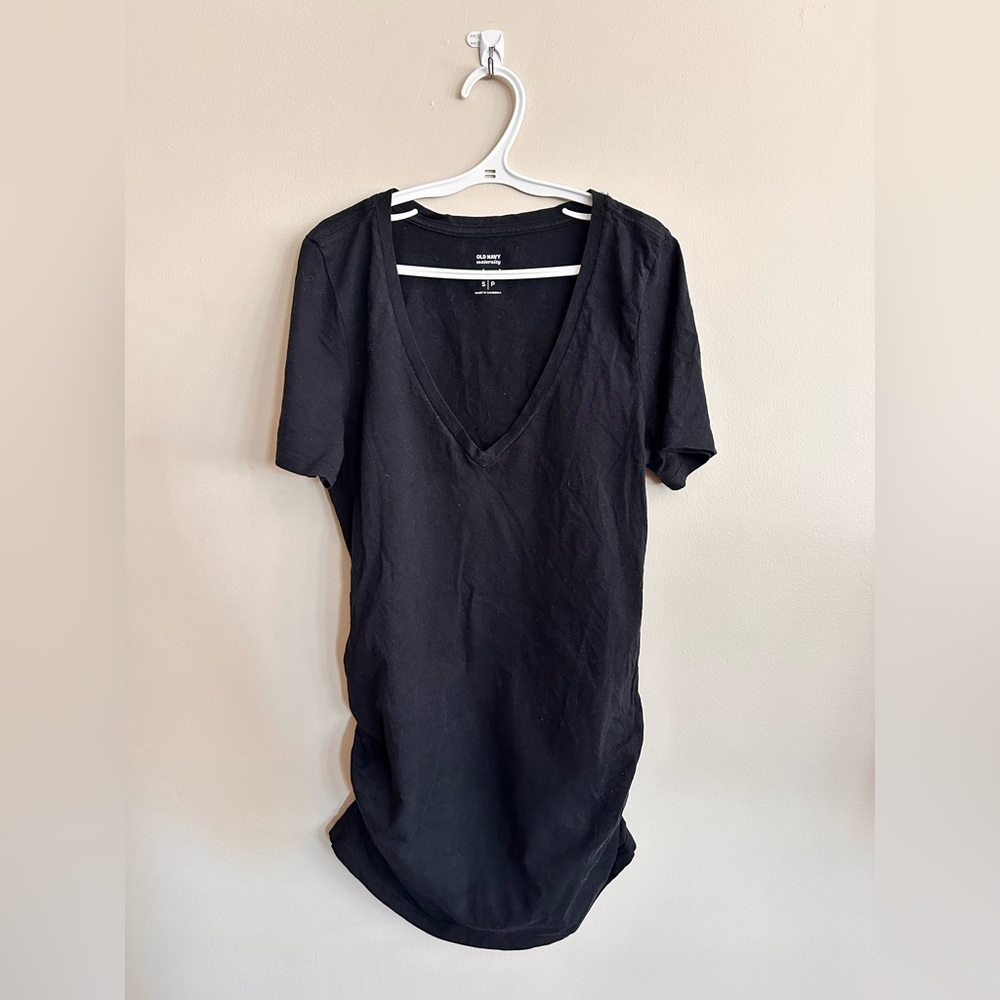 2 Black Maternity Tees – Old Navy & Liz Lange (S & XS)